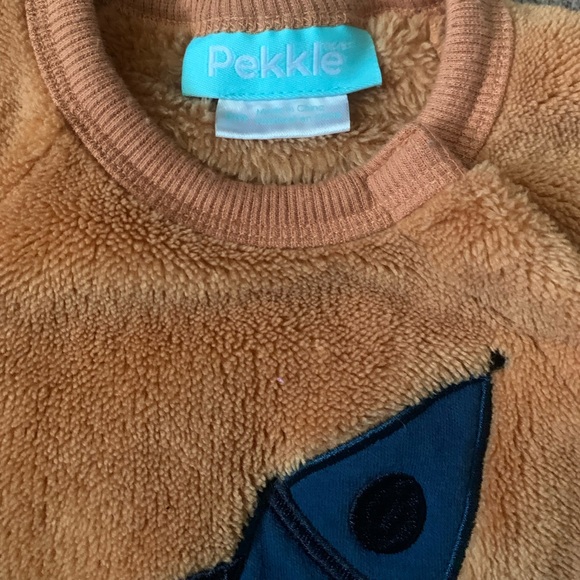 2/15$• 3 pieces PJ themed set• Spaceships• Pekkle• Baby clothing• 9 months old - Picture 6 of 6